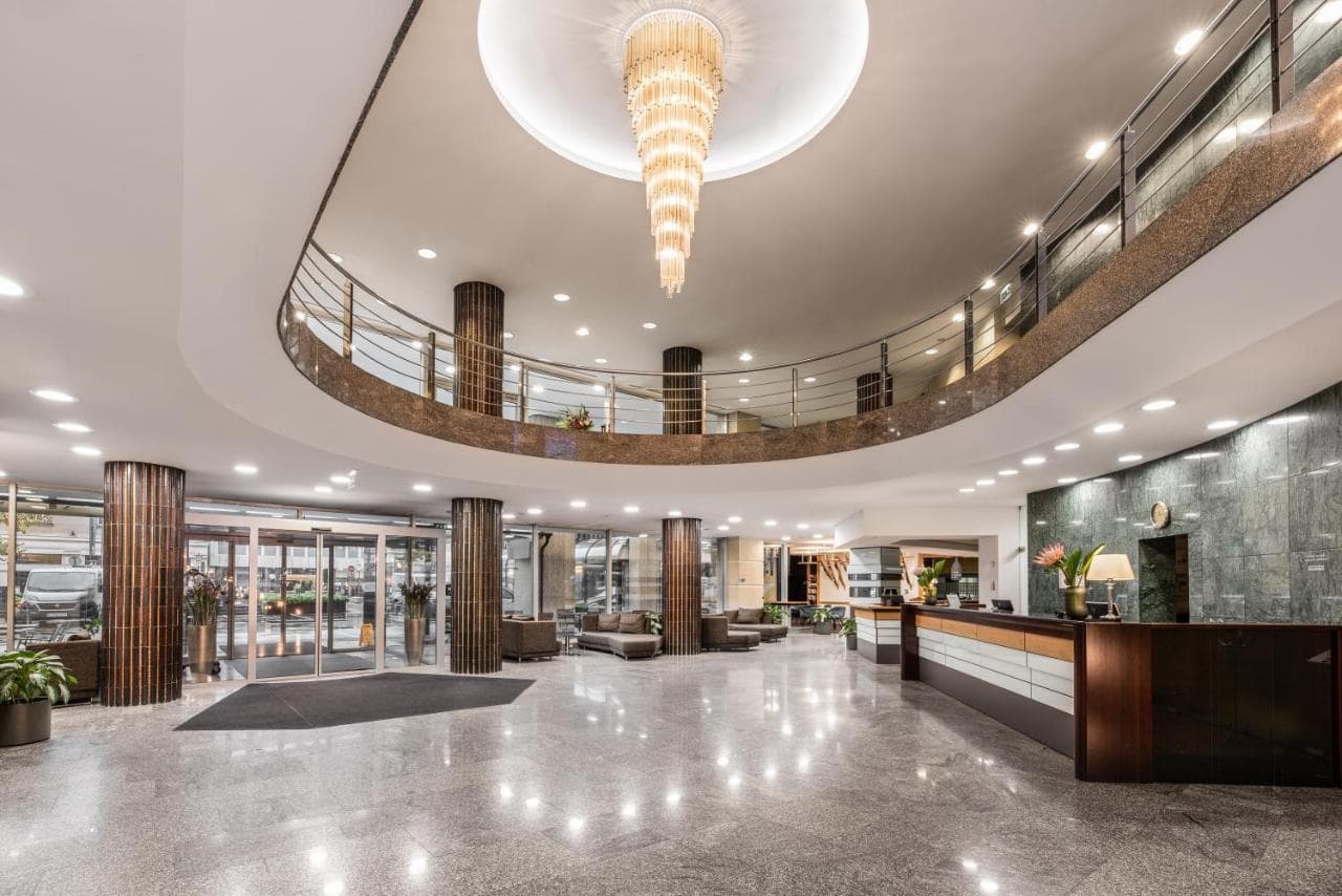 Grand Hotel Union Business