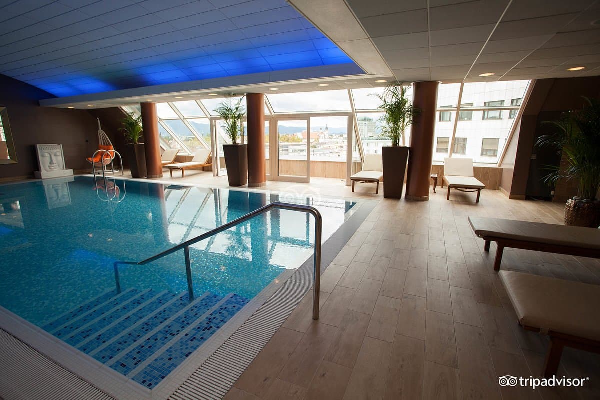 Grand Hotel Union Business